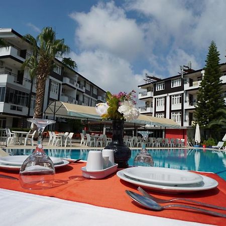 Aparthotel Andros Family Club Side Esterno foto